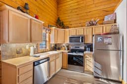 Cabins at Grand Mountain - Cabin 207 - 2 BD | PMR | WK | CN - Image 2