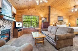 Cabins at Grand Mountain - Cabin 277 - 1 BD | WK - Image 3