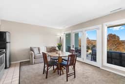 Rock Lane - Condo 404 - 1 BD | LTD | IDV - Image 5