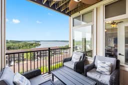 Majestic 207 - 2 BD | LAKE - Image 2