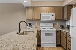 Indian Point - Condo 1501B - 1 BD | LV | CN - Image 3