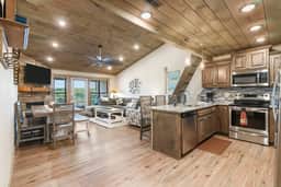 Indian Point - Condo 1209 - 3 BD + L | LV - Image 3