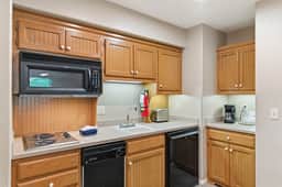 OakRidge - Condo 736 B | WK | QS - Image 5