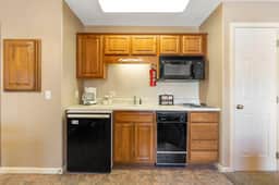 OakRidge - Condo 728 B | WK | QS - Image 5