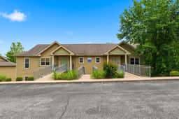 OakRidge - Condo 758 B | WK | QS - Image 2