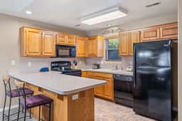 OakRidge - Condo 711 AB | 2 BD - Image 3