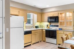 OakRidge - Condo 729 AB | 2 BD - Image 2