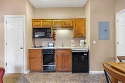 OakRidge - Condo 715 B | QS - Image 2
