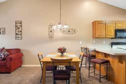OakRidge - Condo 716 AB | WK | 2 BD - Image 4