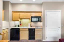 OakRidge - Condo 729 B | QS - Image 3