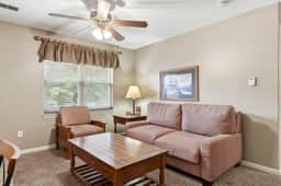 OakRidge - Condo 726 B | WK | QS | DNR | TAN - Image 2
