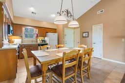 OakRidge - Condo 742 AB | WK | 2 BD - Image 5