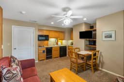 OakRidge - Condo 764 B | WK | QS - Image 4