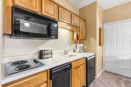 OakRidge - Condo 725 B | QS - Image 2