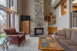Table Rock Landing - Unit 18 - Image 4