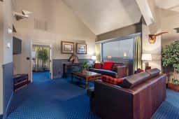 Thousand Hills Resort Hotel - Suite 929 - Image 2
