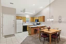 OakRidge - Condo 724 AB | WK | 2 BR | DNR | TAN - Image 5