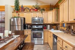 Cabins at Grand Mountain - Cabin 308 - 2 BD | DX - Image 2
