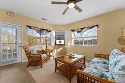 Greensview 321BC - 2 BD | WK - Image 3