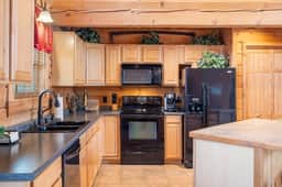 Whispering Pines - 2 BD - Image 4