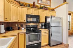 Cabins at Grand Mountain - Cabin 117 - 2 BD | WK | PY - Image 4