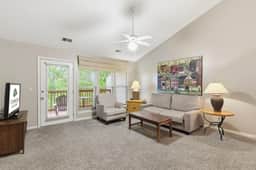 OakRidge - Condo 740 AB | WK | 2 BD - Image 2