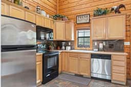 Cabins at Grand Mountain - Cabin 205 - 2 BD | PMR | WK | CN - Image 4