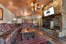Longbeach Lake Lodge - 6 BD - Image 3