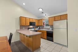 OakRidge - Oaks 142 AB | 2 BD - Image 5