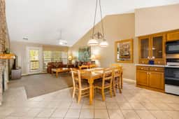OakRidge - Condo 746 AB | WK | 2 BD - Image 2