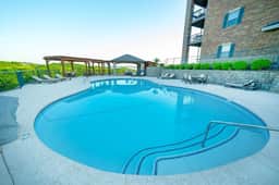 Majestic 102 - 2 BD | WK | LAKE - Image 5