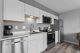 Rock Lane - Condo 402 - 1 BD | LTD - Image 4