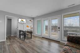 Rock Lane - Condo 401 - 1 BD | LTD - Image 4