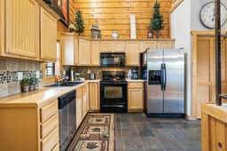 Cabins at Grand Mountain - Cabin 112 - 2 BD + L | PMR | WK - Image 2