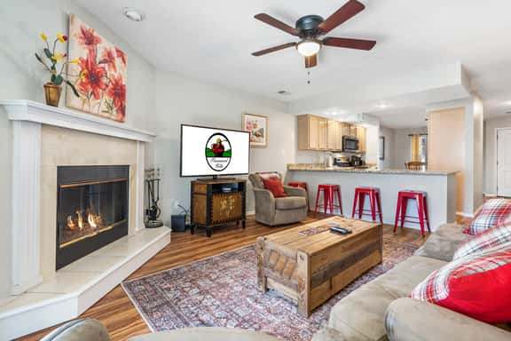 Pointe - 3403 - 2 BD | DX - Image 1