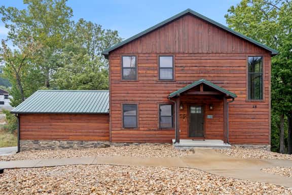 Indian Point - Cabin 25 - 3 BD + L | LTD - Image 1
