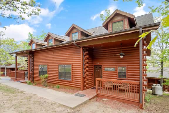 Cabins at Grand Mountain - Cabin 228/230 - 4 BD | PMR | CN - Image 1