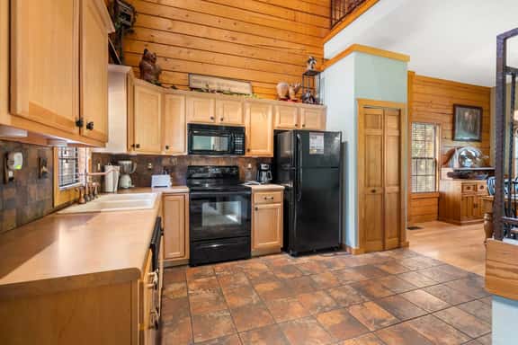 Cabins at Grand Mountain - Cabin 203 - 2 BD + L | PMR - Image 1
