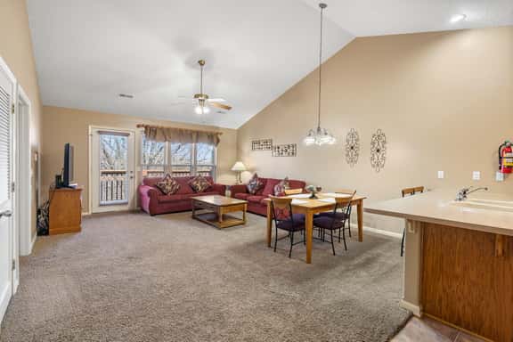 OakRidge - Condo 706 A | WK | 1 BD - Image 1