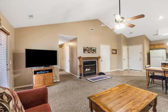 OakRidge - Condo 714 AB | WK | 2 BD - Image 1