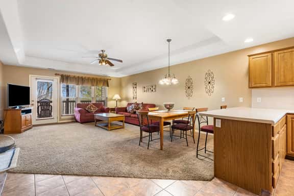 OakRidge - Condo 725 AB | 2 BD - Image 1