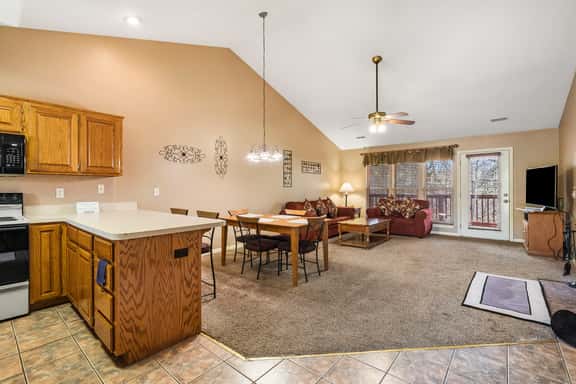 OakRidge - Condo 714 A | WK | 1 BD - Image 1