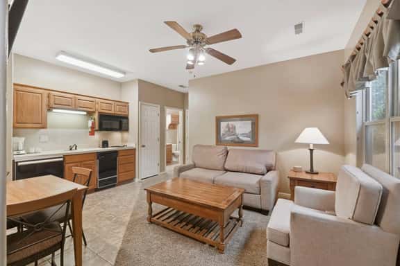 OakRidge - Condo 719 B | QS - Image 1