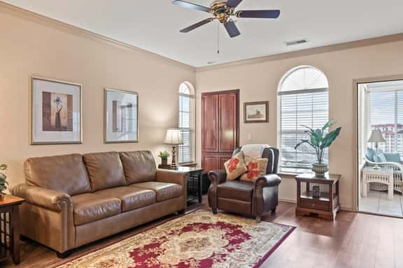 Legacy 8-5 - 2 BD - Image 1