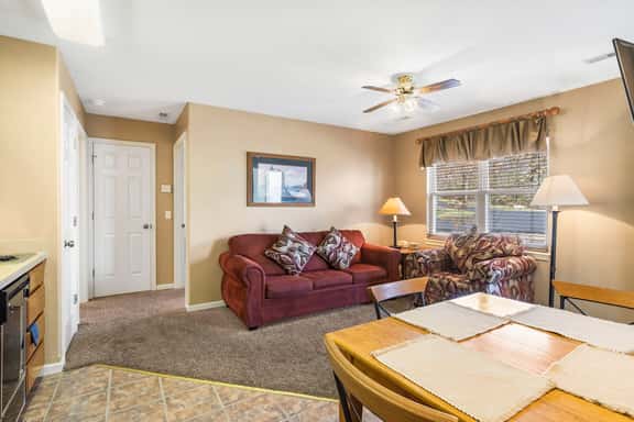 OakRidge - Condo 714 B | WK | QS - Image 1