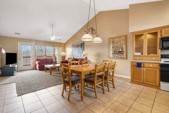 OakRidge - Condo 760 A | WK | 1 BD - Image 1