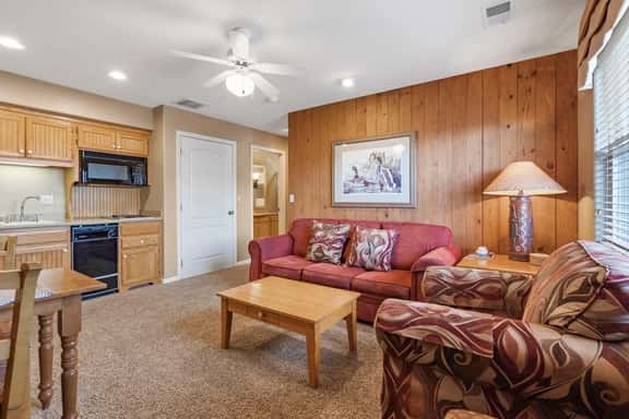 OakRidge - Condo 762 B | WK | QS - Image 1