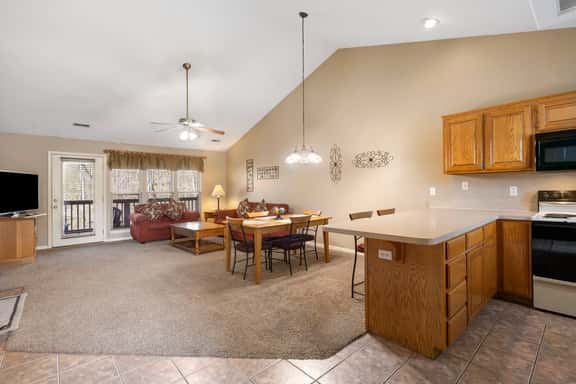 OakRidge - Condo 712 AB | WK | 2 BD - Image 1