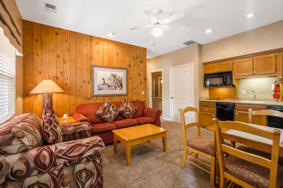 OakRidge - Condo 745 B | QS - Image 1
