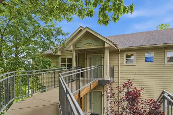 OakRidge - Condo 756 A | WK | 1 BD - Image 1